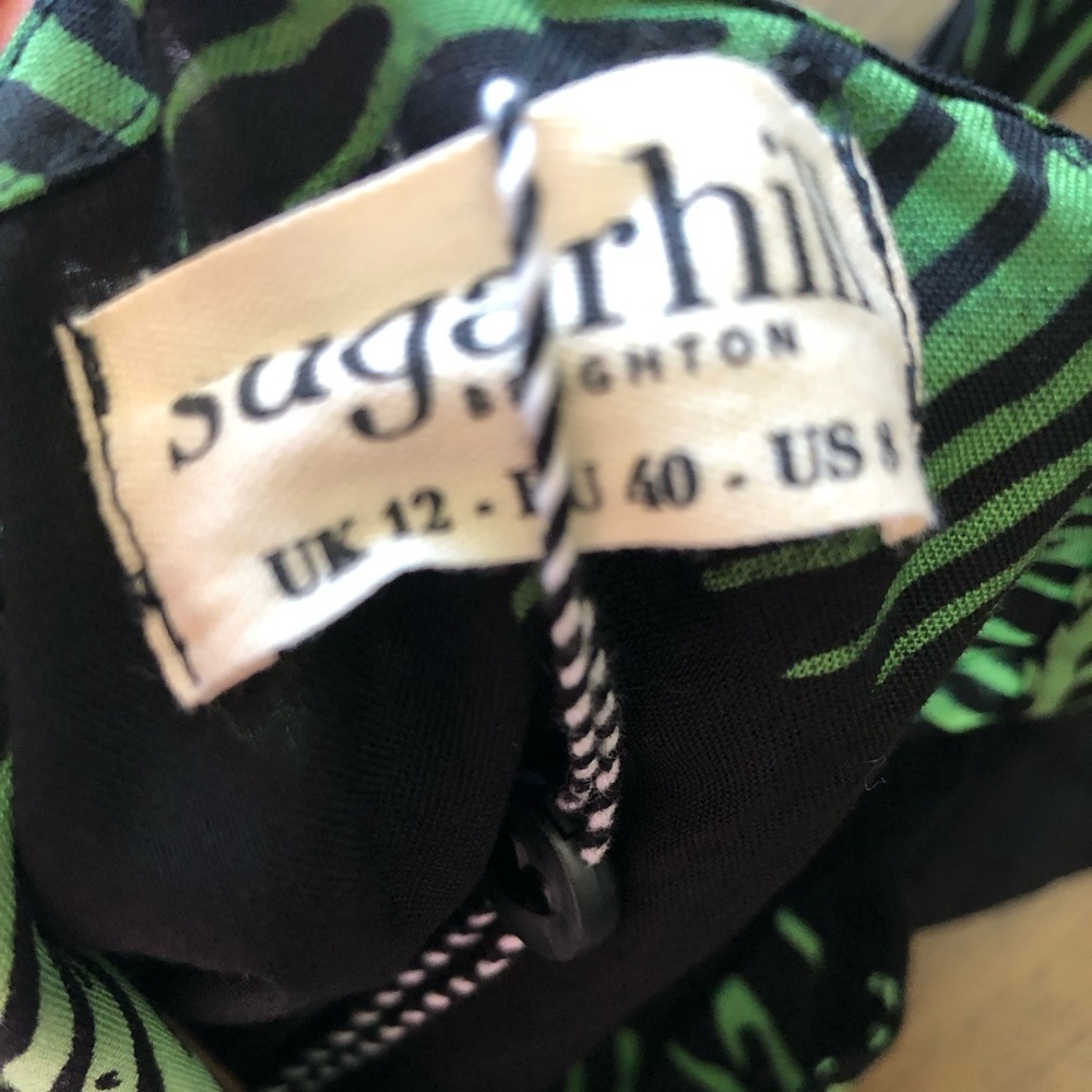 70s Millie Palm Batik Cropped Jumpsuit in Black and Green size 8 tropical - Picture 9 of 9